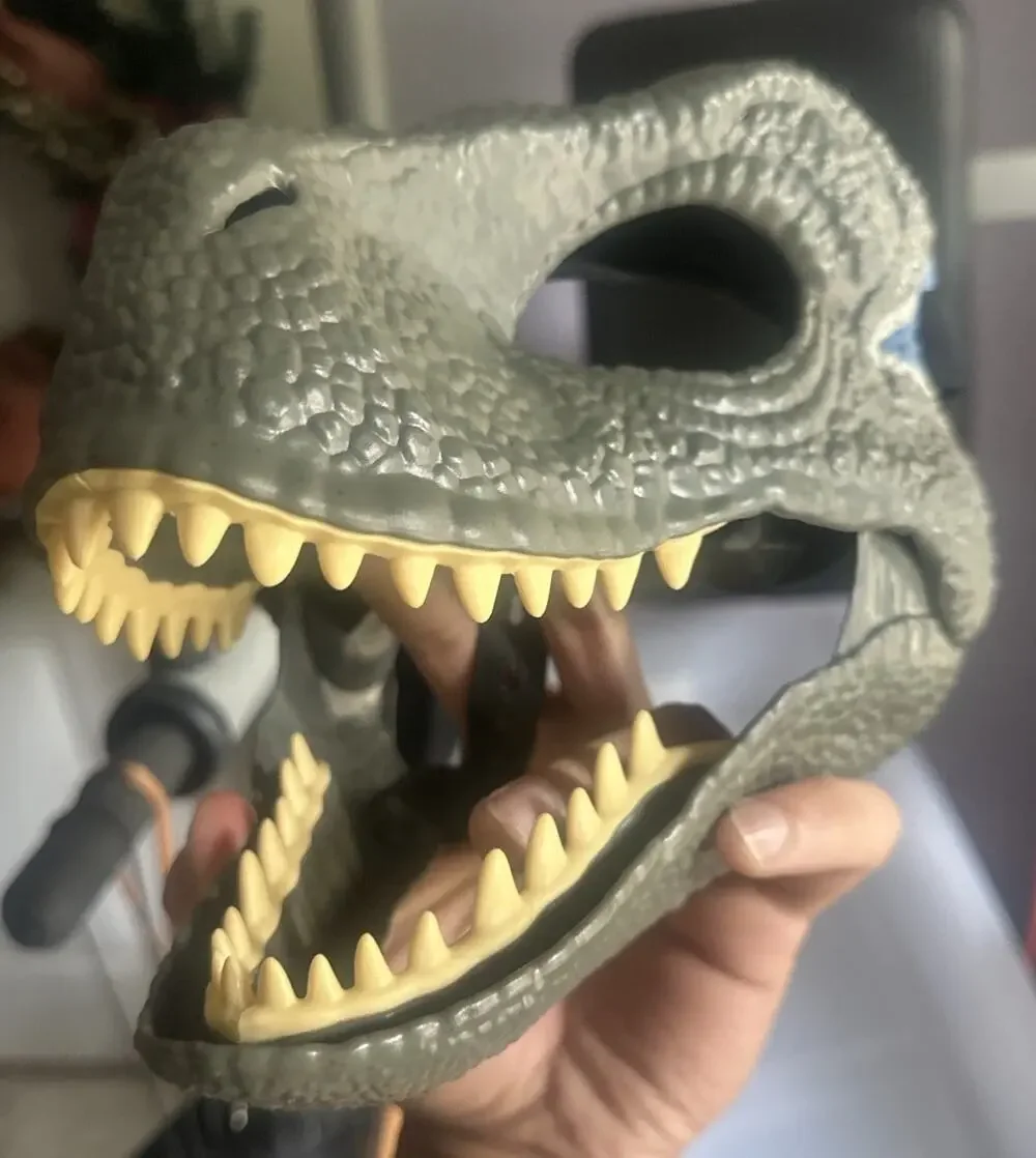 Jurassic World Raptor Chomp‑N‑Roar Dinosaur Mask Mattel 2019 Velociraptor